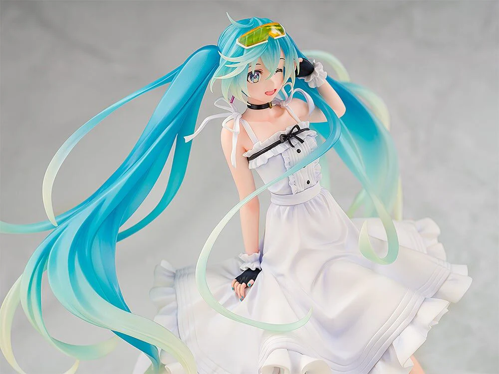 Good Smile Racing - Hatsune Miku - 1/7 - 2021 Vacation Style Ver. (Wonderful Works) - Image 8
