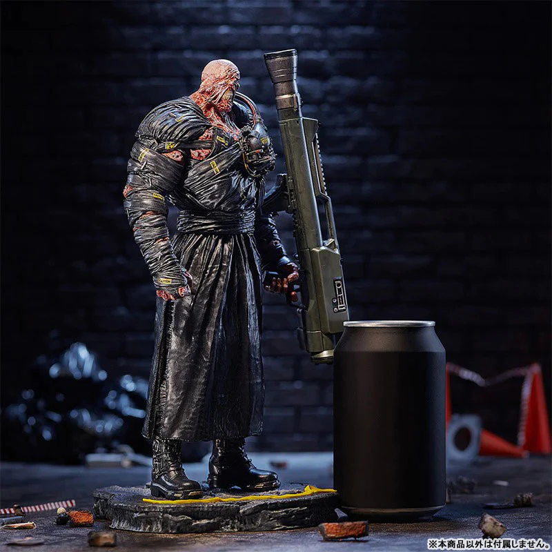 Resident Evil / Nemesis Statue - Image 2