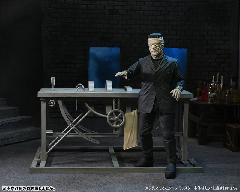Universal Monsters / Frankenstein: 7 Inch Action Figure Accessory Pack - Image 9