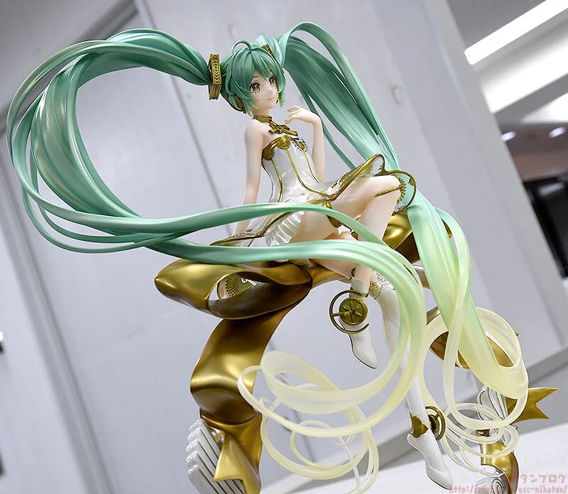 Vocaloid - Hatsune Miku - 1/1 - Symphony 2022 Ver. (Good Smile Company) - Image 2