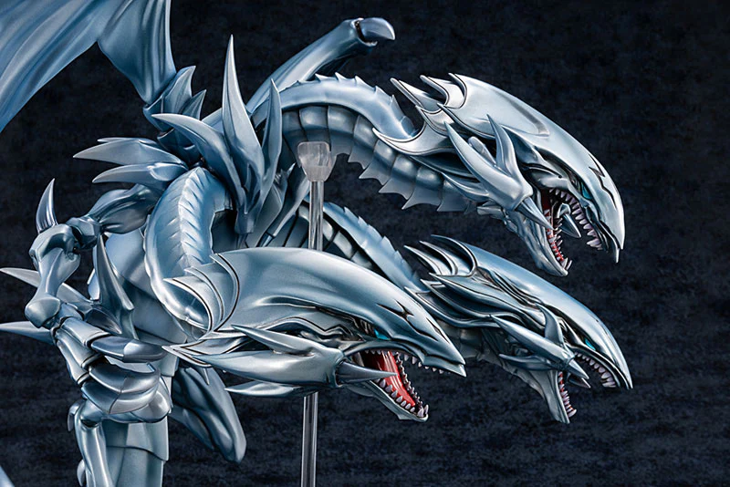 Yu-Gi-Oh! Duel Monsters Blue-Eyes Ultimate Dragon - Image 10